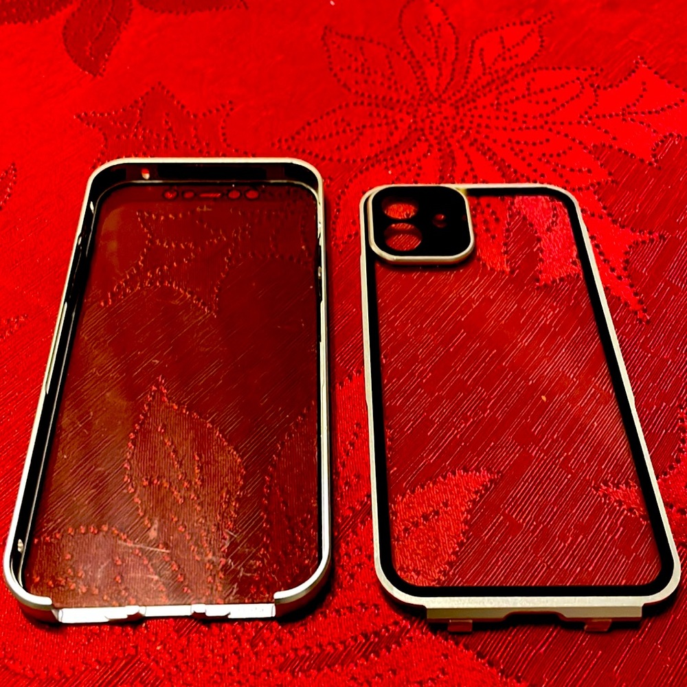 Iphone 12 case.